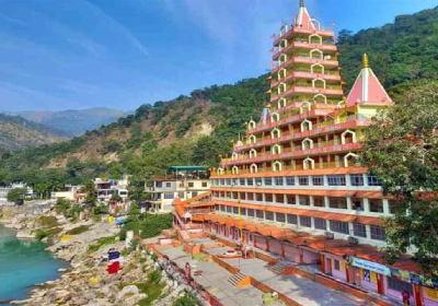 Amritsar to Rishikesh Taxi service